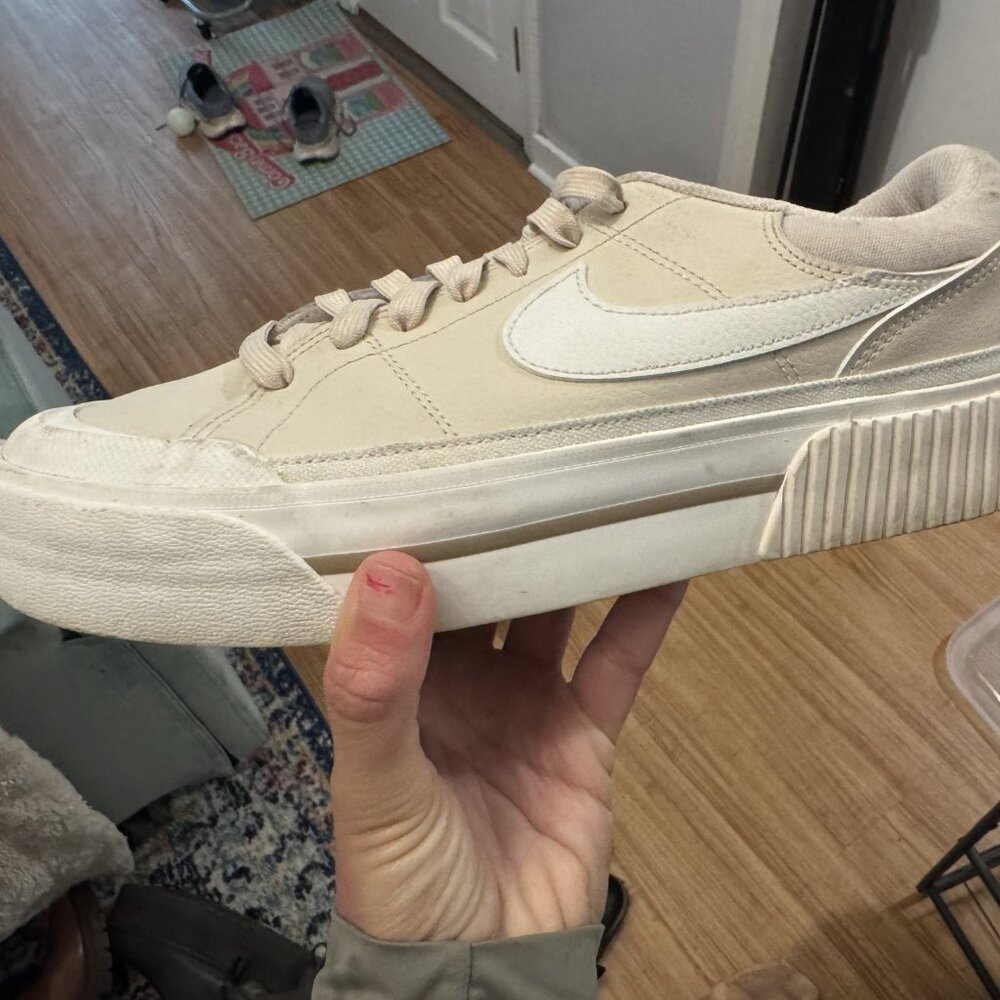 Nike Women's Court Legacy Lift sneaker, Women's Size 9.5 - in Pearl White